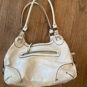 White Handbag with lots of pockets